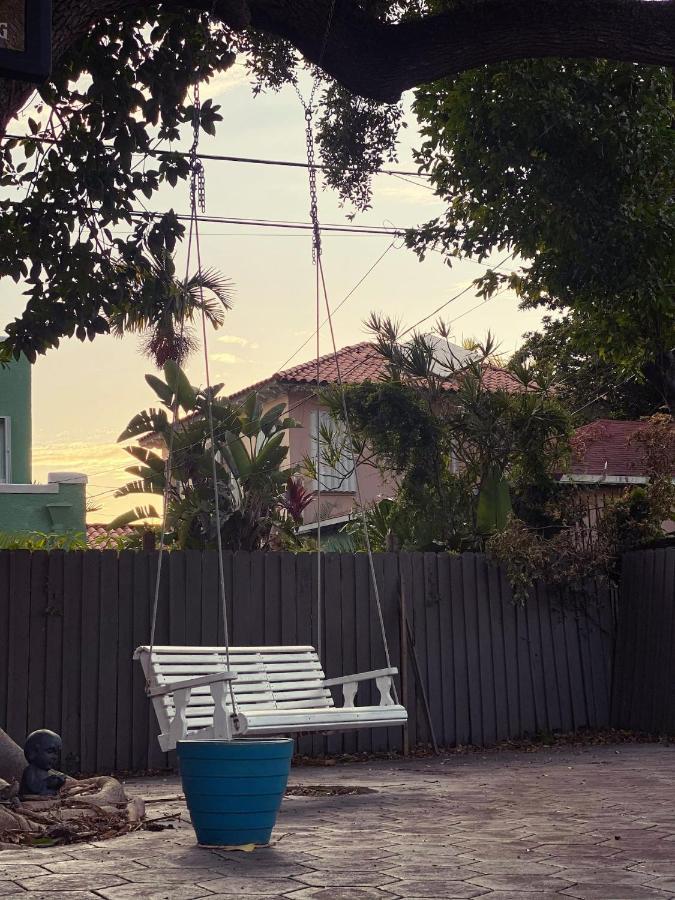 Private Suite W/ Full Backyard, Bbq, 5Min From Mia Miami Dış mekan fotoğraf